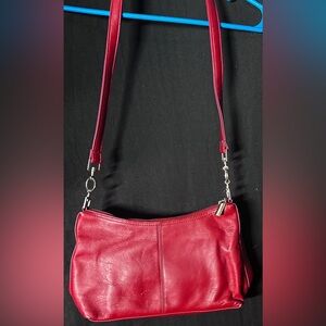 LAURA SCOTT maroon shoulder purse